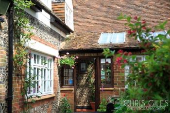 entrance-to-the-cottage-at-Old-Luxters-Barn